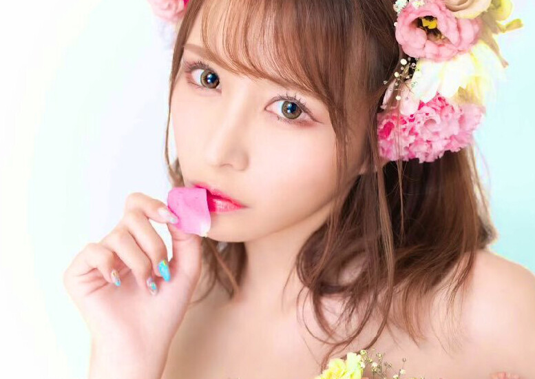 Mayuki-Ito